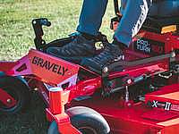 Gravely Pro-Turn® 160 Kawasaki® Zero-Turn Mower 991130 - Image 13