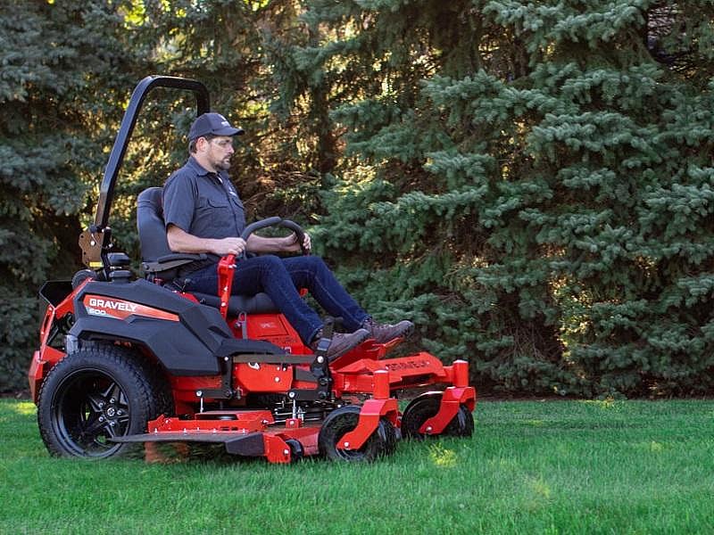 Gravely Pro-Turn 600 60" Kawasaki® EFI Zero-Turn Mower 992503 - Image 7
