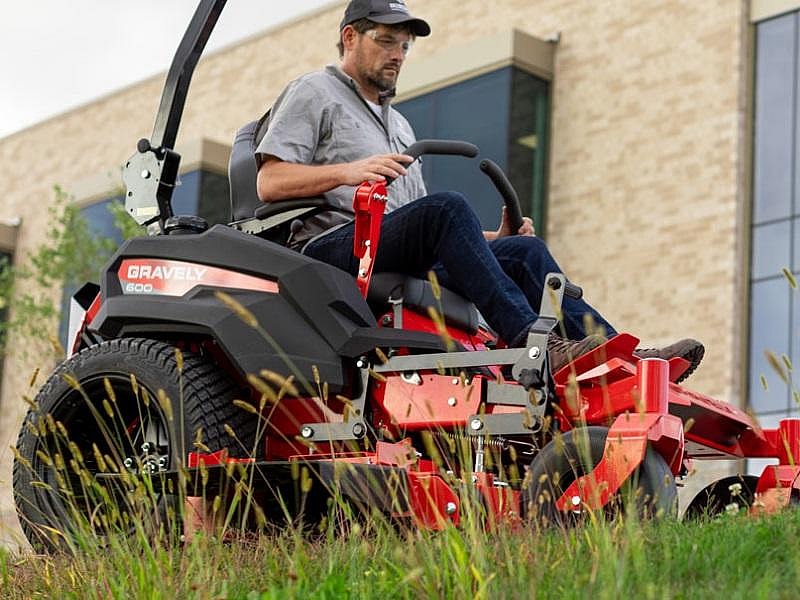 Gravely Pro-Turn 600 60" Kawasaki® EFI Zero-Turn Mower 992503 - Image 8