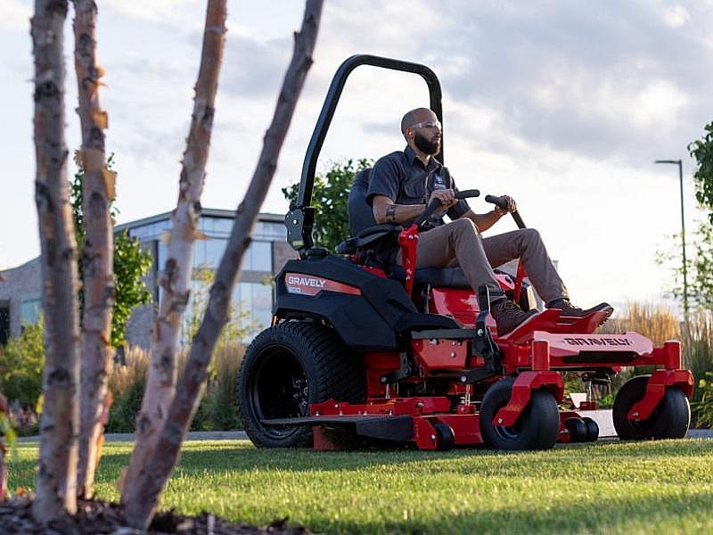 Gravely Pro-Turn 600 60" Kawasaki® EFI Zero-Turn Mower 992503 - Image 6
