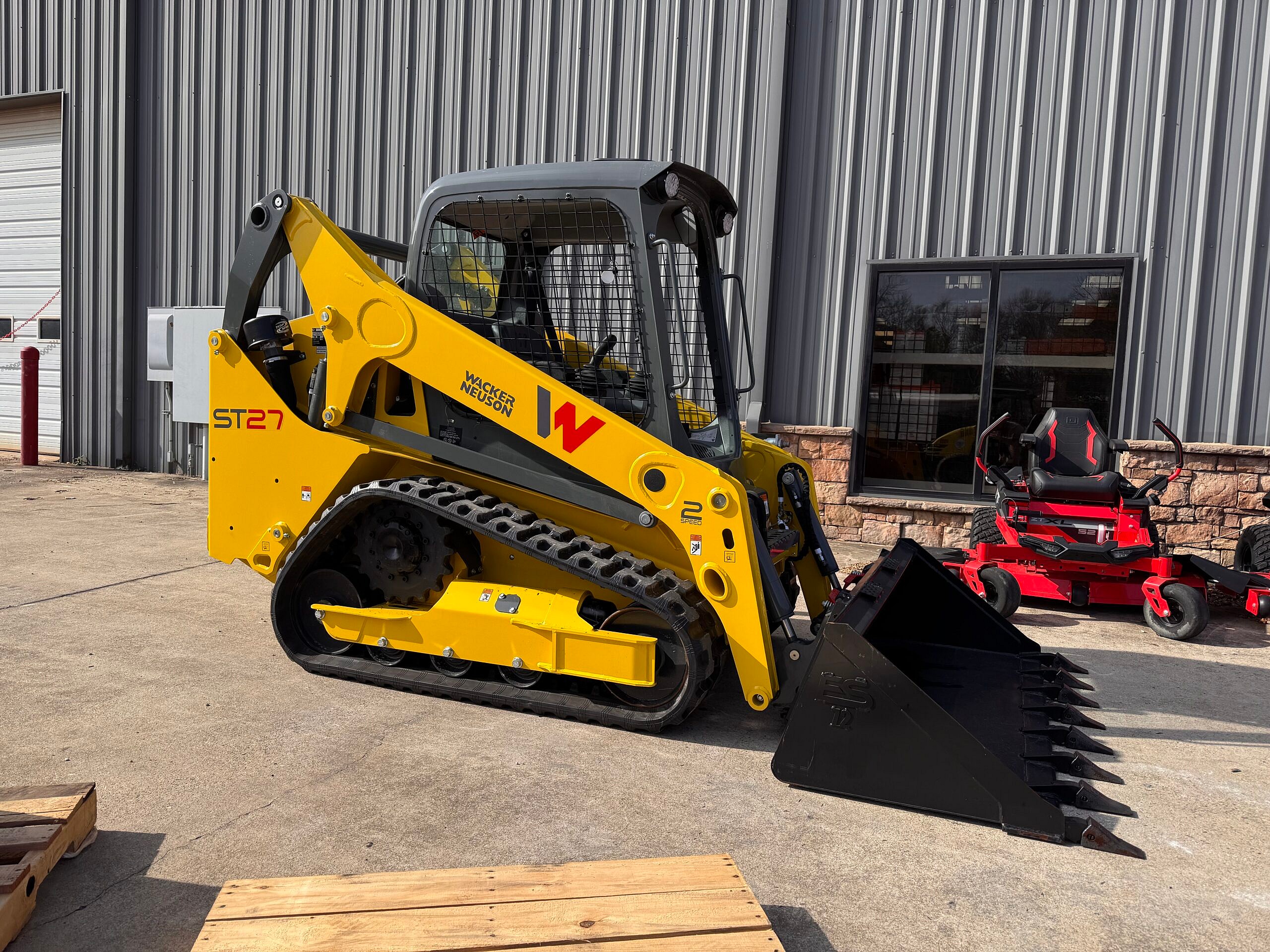 Wacker Neuson ST27 Skid Steer - Image 3