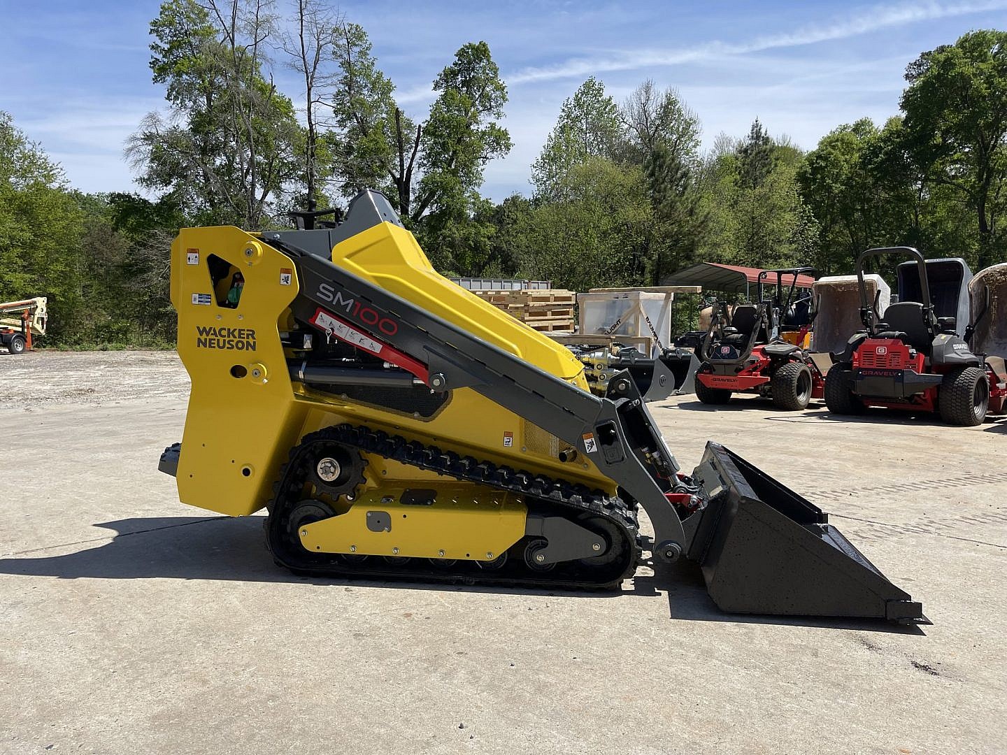 Wacker Neuson SM100 Mini Skid Steer - Image 3