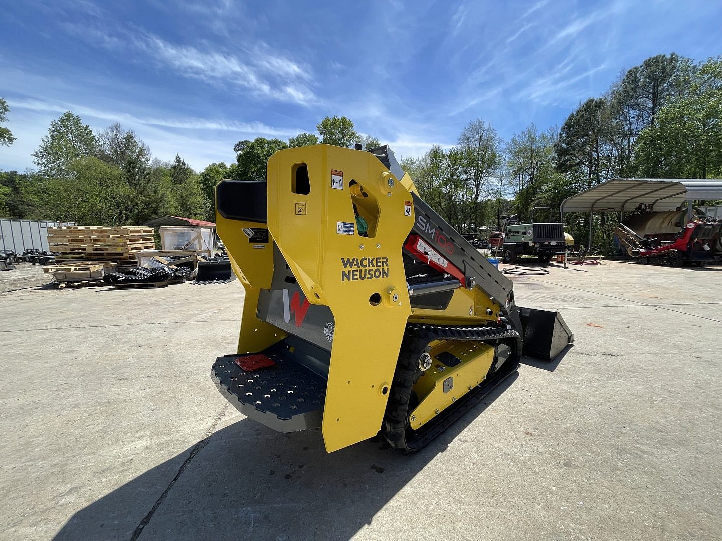 Wacker Neuson SM100 Mini Skid Steer - Image 7