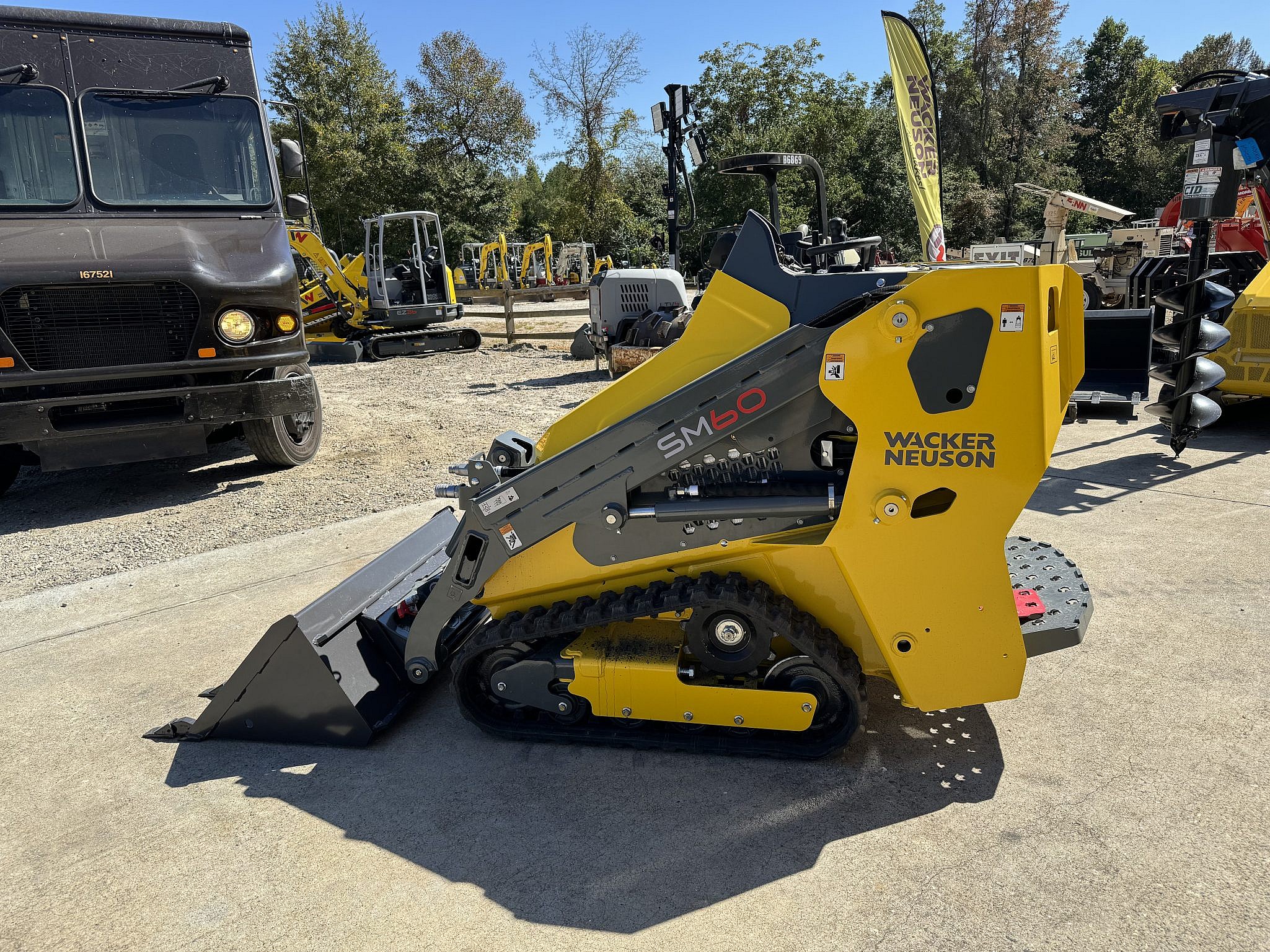 Wacker Neuson SM60 Mini Skid Steer - Image 2